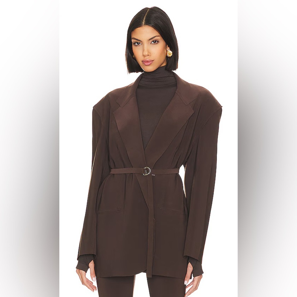 🤎Norma Kamali Oversized Single Breasted Jacket in
Chocolate. XS.